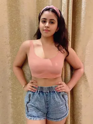 cheap call girl service in Noida